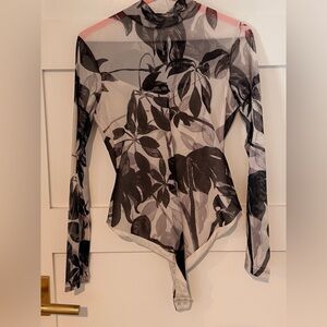 AllSaints Black & White Floral Long Sleeve ELIA  Rutland Mesh Bodysuit Size 4